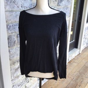 Sweater with back buttons